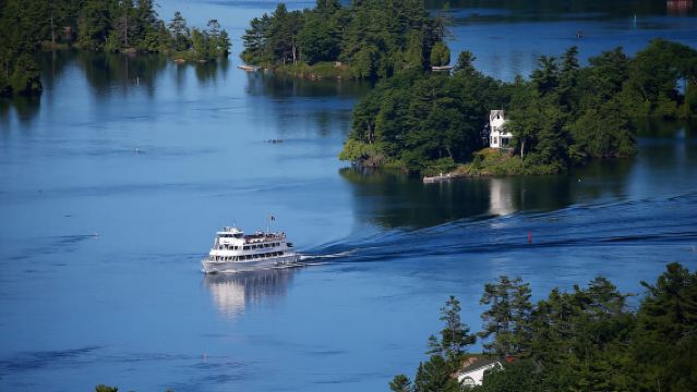 Gananoque: 1000 Islands Cruise & Optional Boldt Castle Entry