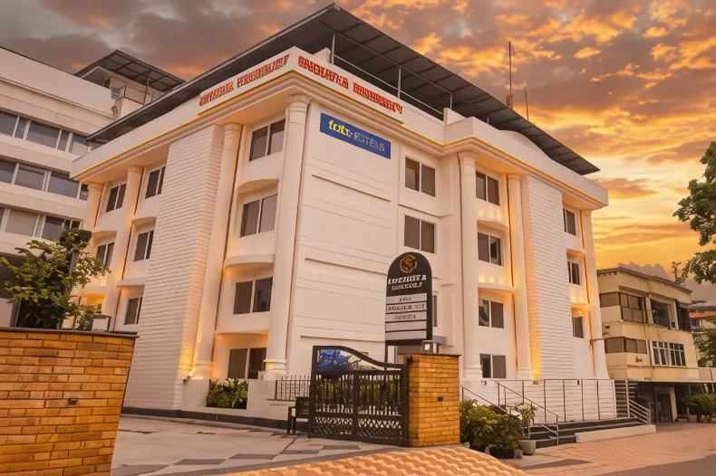 FabHotel Prime Shourya Residency - Nr Maharshi Karve Museum