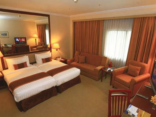 Arnoma Hotel Bangkok Room Type - Superior Twin Club
