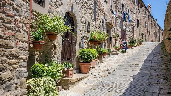 Heart of Umbria region: explore the mystic towns of Orvieto and Assisi