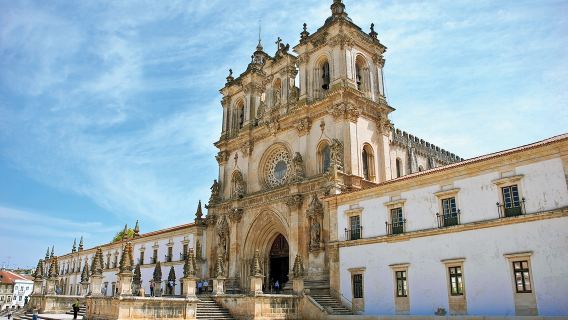 Portugal Fatima + Batalha Monastery + Nazaré + Óbidos Village one-day tour