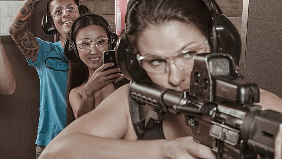 Kathu tiro Range, un poligono tiro competitivo e ricreativo a Phuket, Thailandia