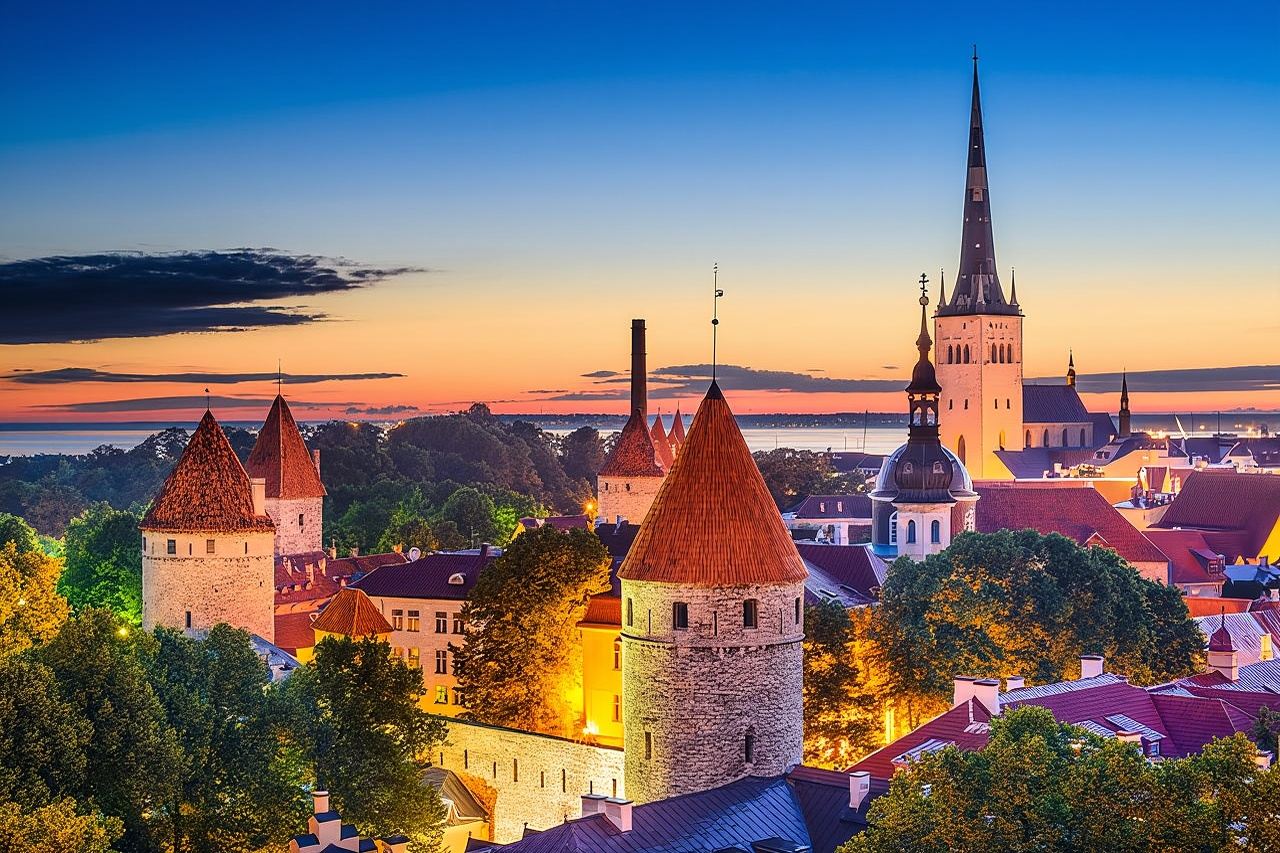 Tour guidato a piedi della città vecchia di Tallinn