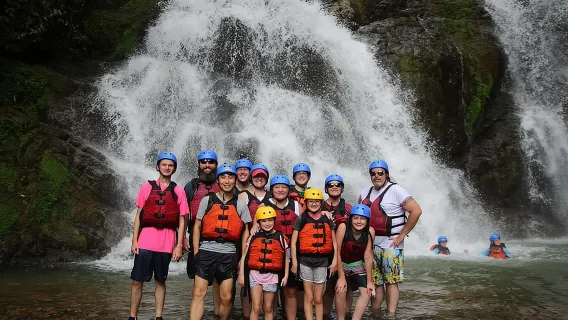 Whitewater Rafting Savegre Class II-III plus Waterfall Manuel Antonio