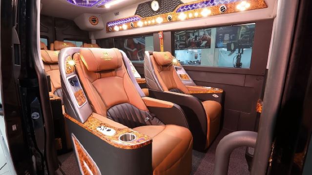 Private Transfers Hanoi <=> Sapa One Way (Free Hotel Pickup)