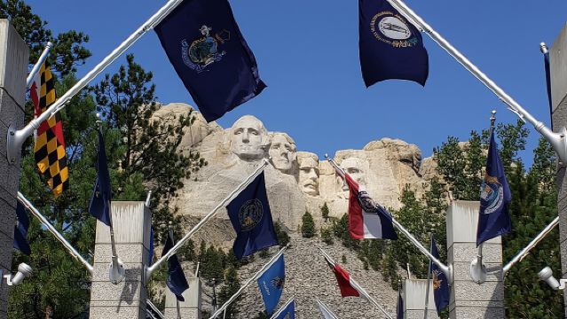Private Tour of Mount Rushmore, Crazy Horse and Custer State Park