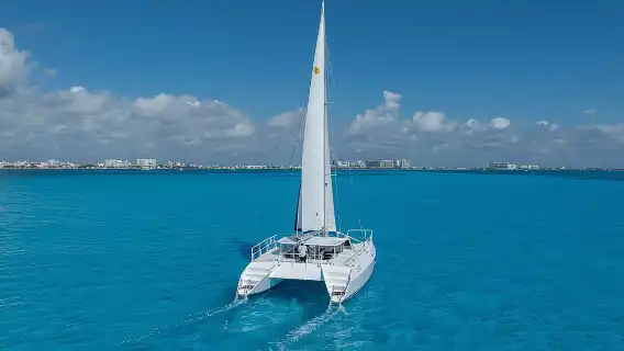 Isla Mujeres Day Tour with Catamaran, Snorkeling & Beach Club