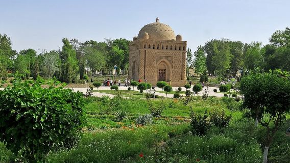 Oltre le Mura: Tour della Campagna con Trasporto e Pranzo