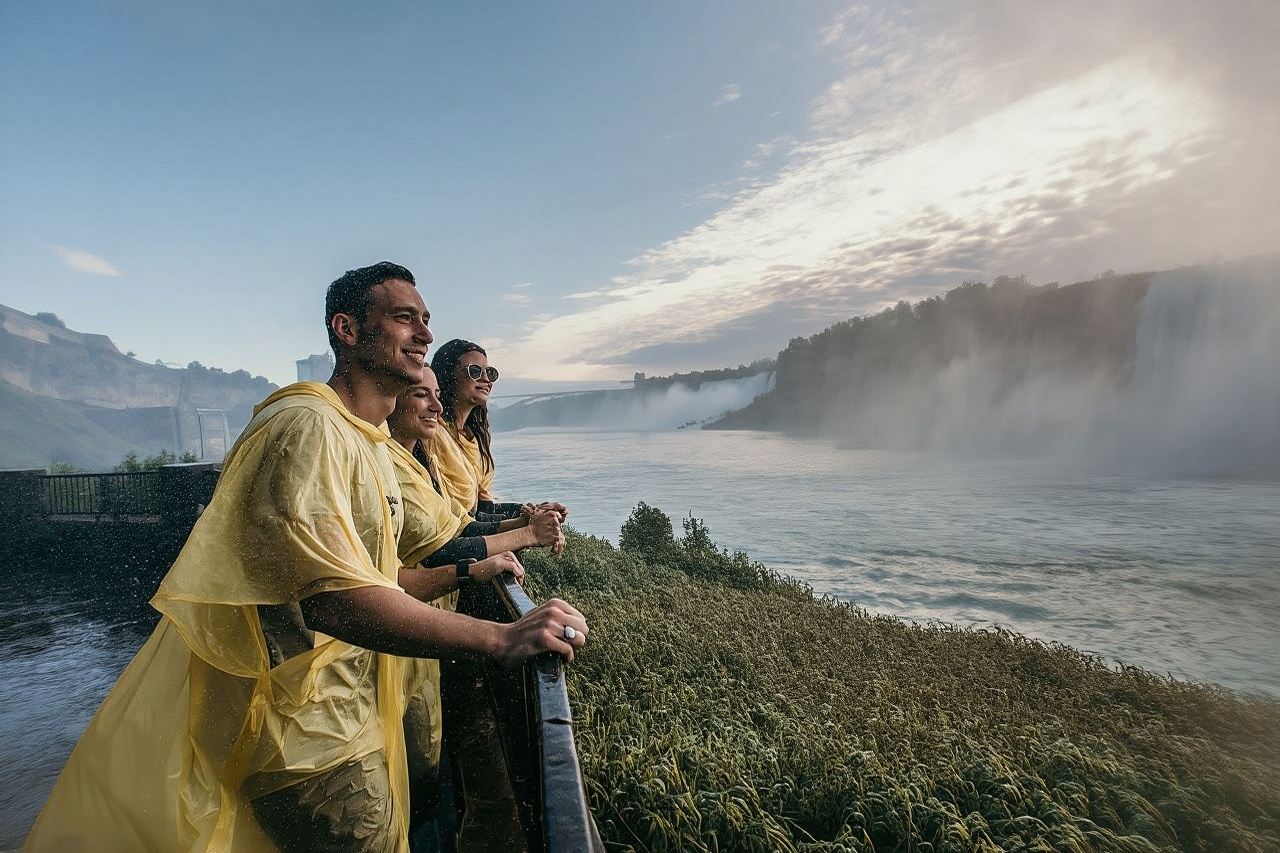 Toronto: Niagara Falls Day Tour