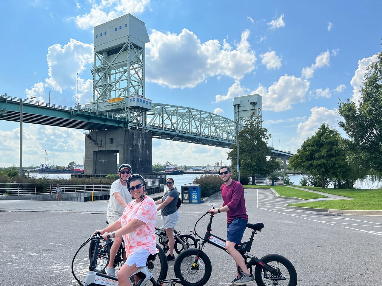 3.25-Hour Wilmington Airlie Gardens E-Bike Self-Guided Tour