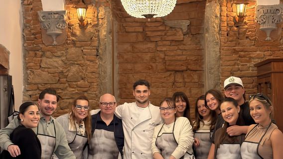 Кулинарный мастер-класс во Флоренции: история, вино, паста, тирамису, подарок