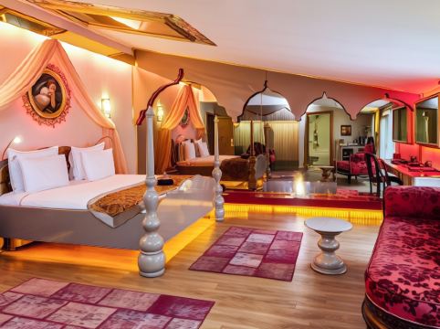 Hotel Sultania Boutique Class Room Type - Suite with Hot Tub