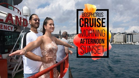 Istanbul: Guided Bosphorus Sightseeing Cruise + Audio Guide