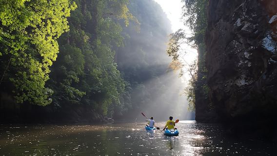 Full-day sea kayaking adventure in Ao Thalane from Krabi