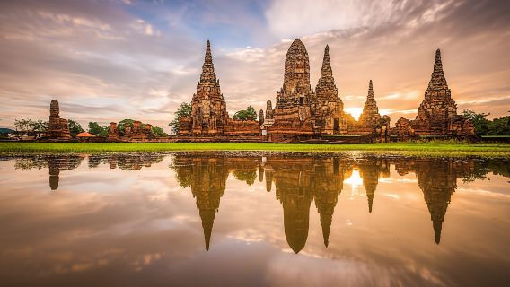Ancient temples of Ayutthaya and river cruise with lunch