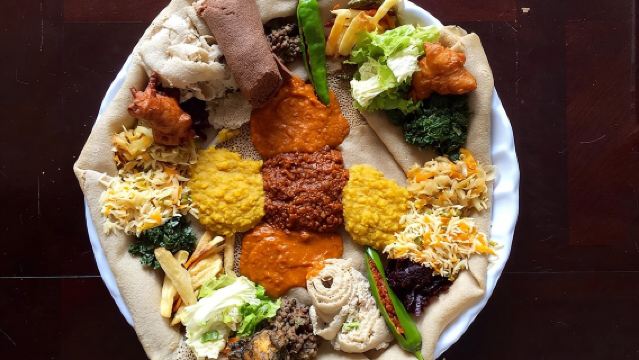 Tour gastronómico etíope - Mercado, comida, ceremonia del café y más