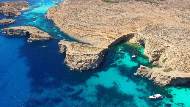 บริการเหมารถส่วนตัวในมอลตาจากเมลลิฮา: เกาะโกโซ, เกาะโคมิโน, บลูลากูน มอลตา