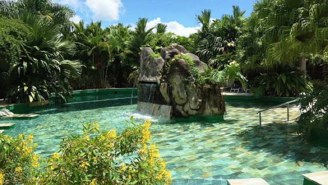 サンノゼ発 アレナル火山体験フルデイツアー