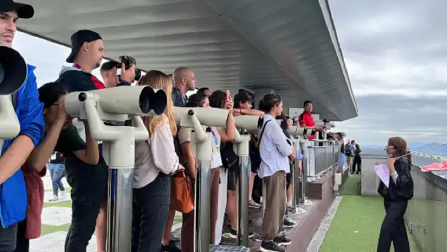 首爾出發的驚險刺激的韓國非軍事區第三隧道之旅 + 紅橋衝刺