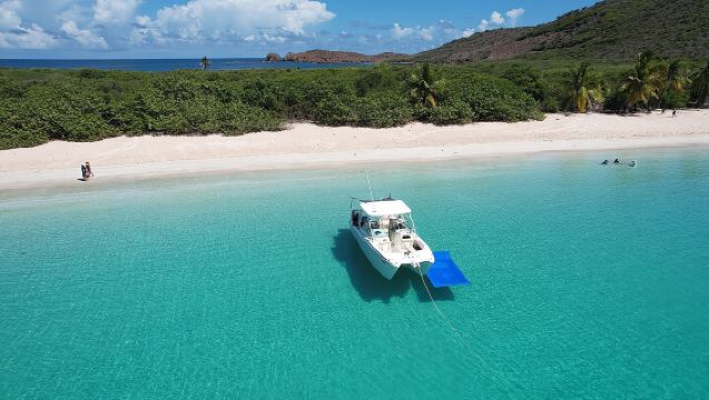 All inclusive Private Tour to Icacos and Palomino Island
