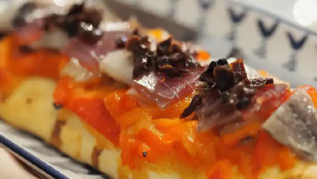 Valencia Tapas Crawl by Food Lover Tour