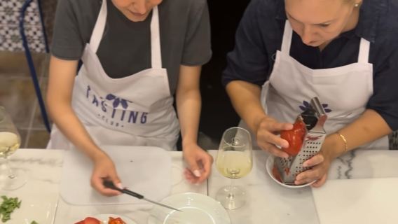 Alicante Paella Cooking Class, Tapas, Drinks and Market