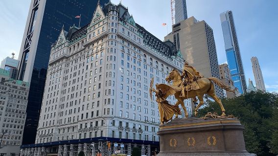 New York City Midtown exploration game and tour