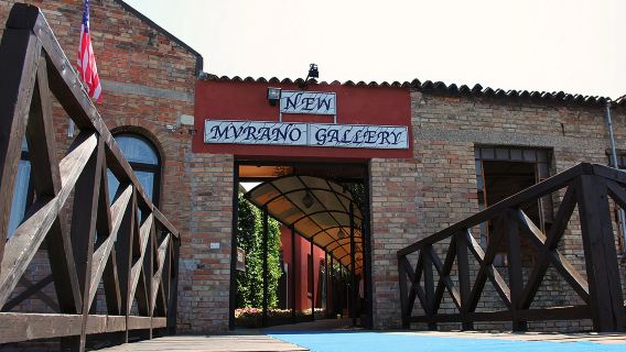 Murano and Burano Islands Guided Tour by Private Boat