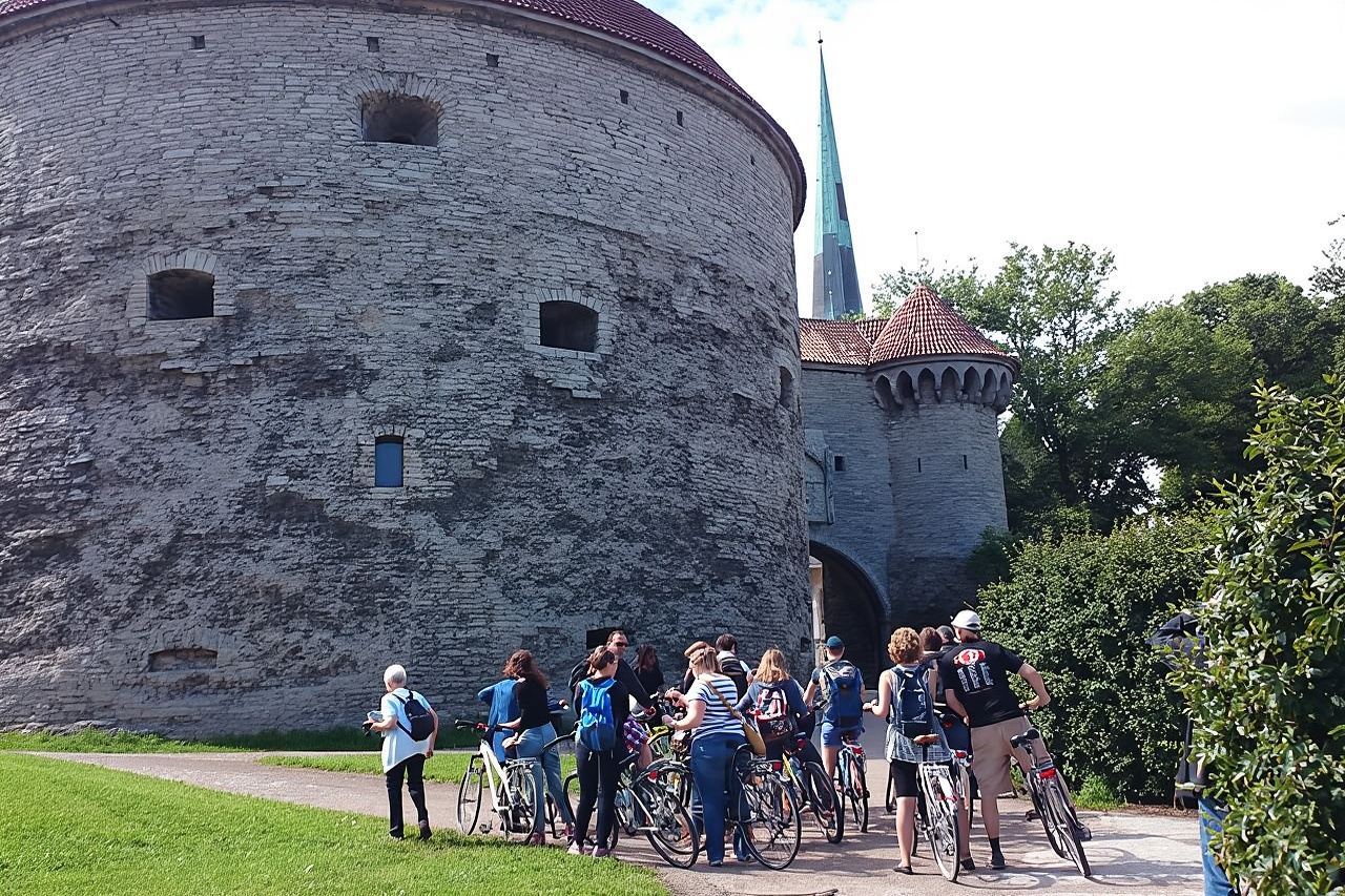 Tour panoramico in bicicletta di Tallinn