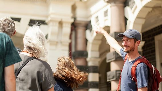 Castle, Coast & City Tour - 8 pax max - Castle Entrance Included