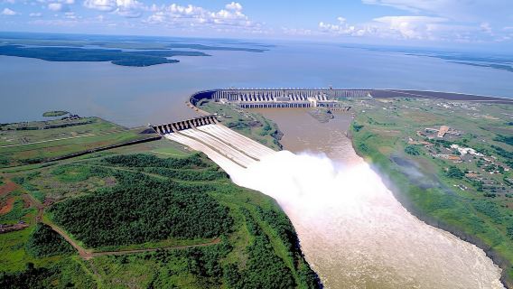 Itaipu guided excursion with Wild Animals Eco-retreat and Ecomuseum