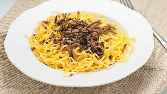 Market visit and cooking class at a Cesarina's home in Turin