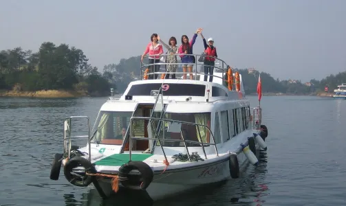 千島湖中心湖區門票+休閒艇票+梅峯島專線【VIP專享】|可選月光島|休閒自由】