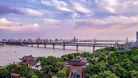 黃鶴樓+湖北省博物館+糧道街一日遊【私家團-睡到自然醒】