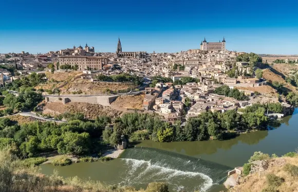 馬德里出發：塞哥維亞、阿維拉和托萊多導覽一日遊