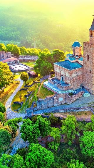 1-day tour from Bucharest, Romania to Veliko Tarnovo, Bulgaria - Tsarevets Fortress