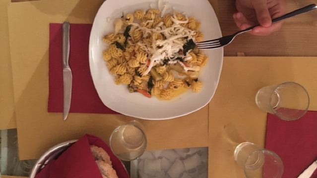 Tour Gastronomico a Piedi a Firenze con Degustazioni e Vino