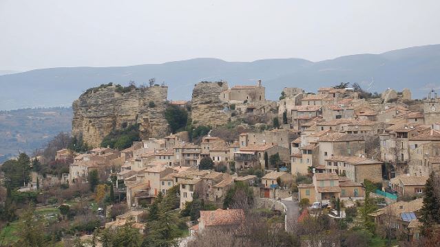 A Day in Provence Small Group Tour from Marseille