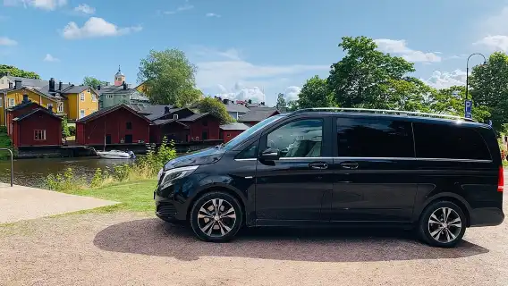  Helsinki and Porvoo Private Tour by Luxury Car with Guide