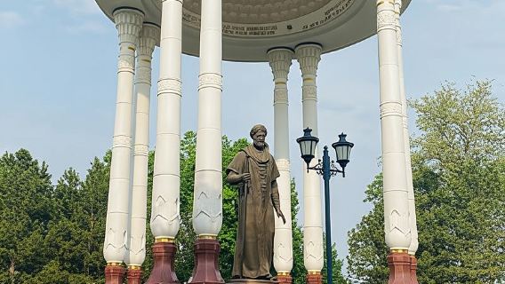 Tashkent: City Tour with Pro Photography, Lunch & Dinner