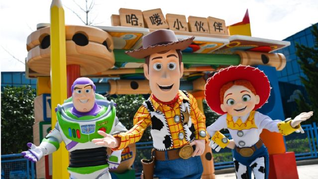 เซ็ตพักโรงแรม Toy Story Hotel เซี่ยงไฮ้ 1 คืน 2 วัน/2 คืน 3 วัน/เที่ยวสนุกที่ดิสนีย์แลนด์เซี่ยงไฮ้/คู่/สามคน/กลุ่ม/มีบุฟเฟ่ต์ให้เลือก พักที่ดิสนีย์แลนด์เซี่ยงไฮ้