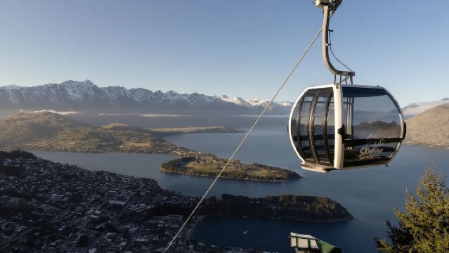 Nouvelle-Zélande • Téléphérique de Queenstown + Luge (Fréquence au choix) + Déjeuner/Dîner buffet au sommet (Réservation de place près de la fenêtre possible)