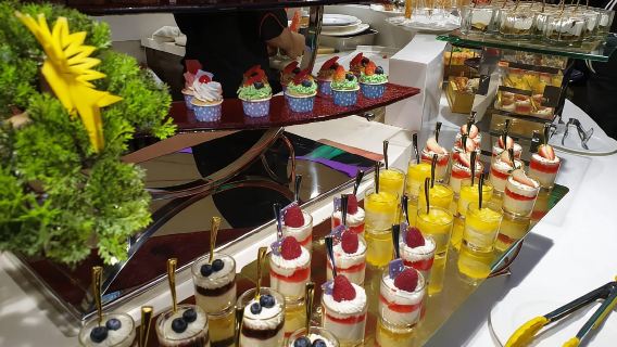 กรุงเทพฯ: ล่องเรือสำราญหรูโรแมนติก Wonderful Pearl พร้อมอาหารเย็น