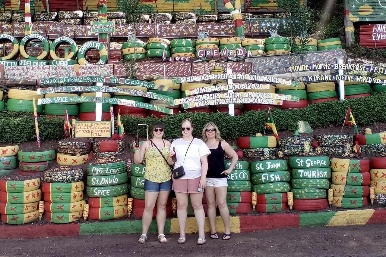コンコードの滝とチョコレート工場の半日ツアー