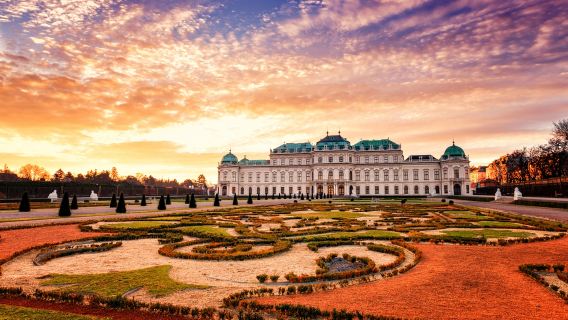 Istana Schönbrunn + Katedral St. Stephen + Aula Emas Wina + perjalanan satu hari ke Gerbang Istana Hofburg