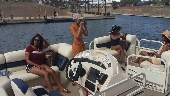 Durban Point Waterfront: ล่องเรือคลองสุดหรู