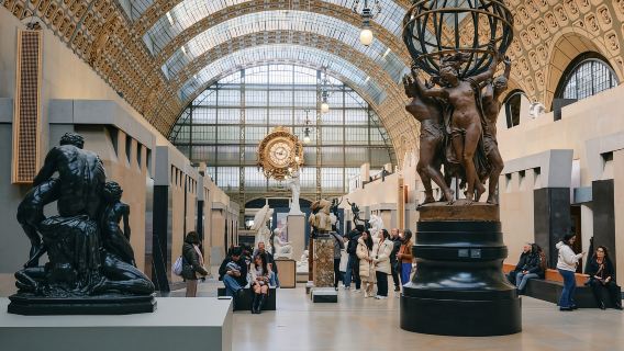 Paris: Musée d'Orsay Private Guided Tour with Reserved Entry