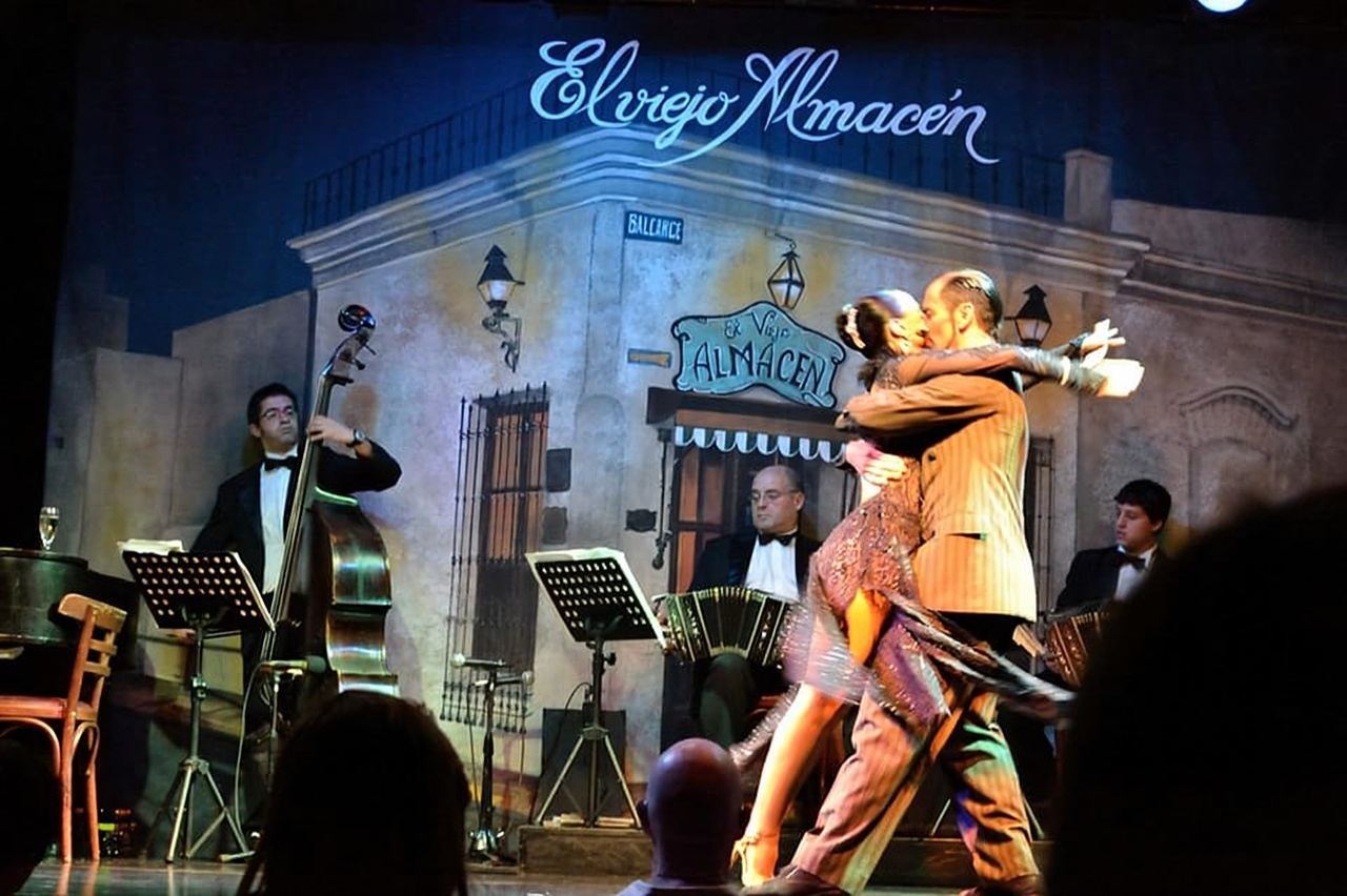 Buenos Aires: El Viejo Almacen Tango Show & optional Dinner