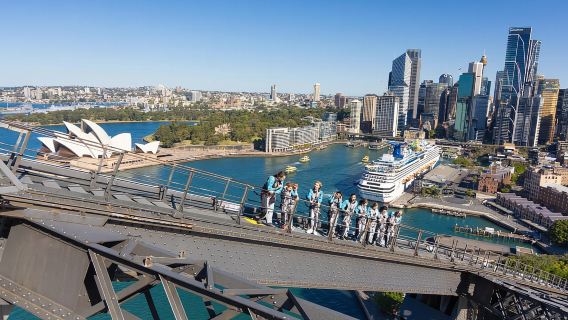 Sydney: Geführte Besteigung der Sydney Harbour Bridge am Tag