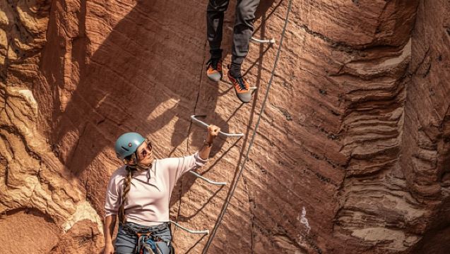 奧德維爾：鐵索攀爬及垂降之旅